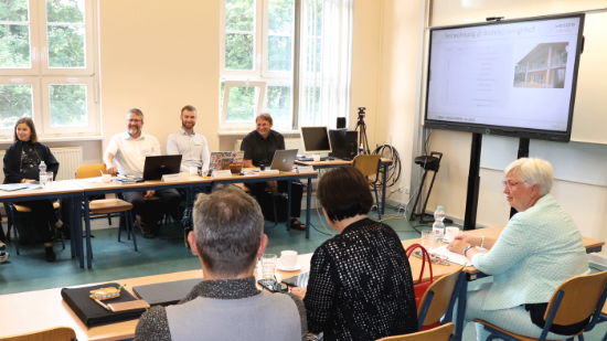 Kick-Off-Meeting zum Start des Forschungsprojekts "Smart-Home-Technologie" zur Früherkennung altersbedingter Krankheiten